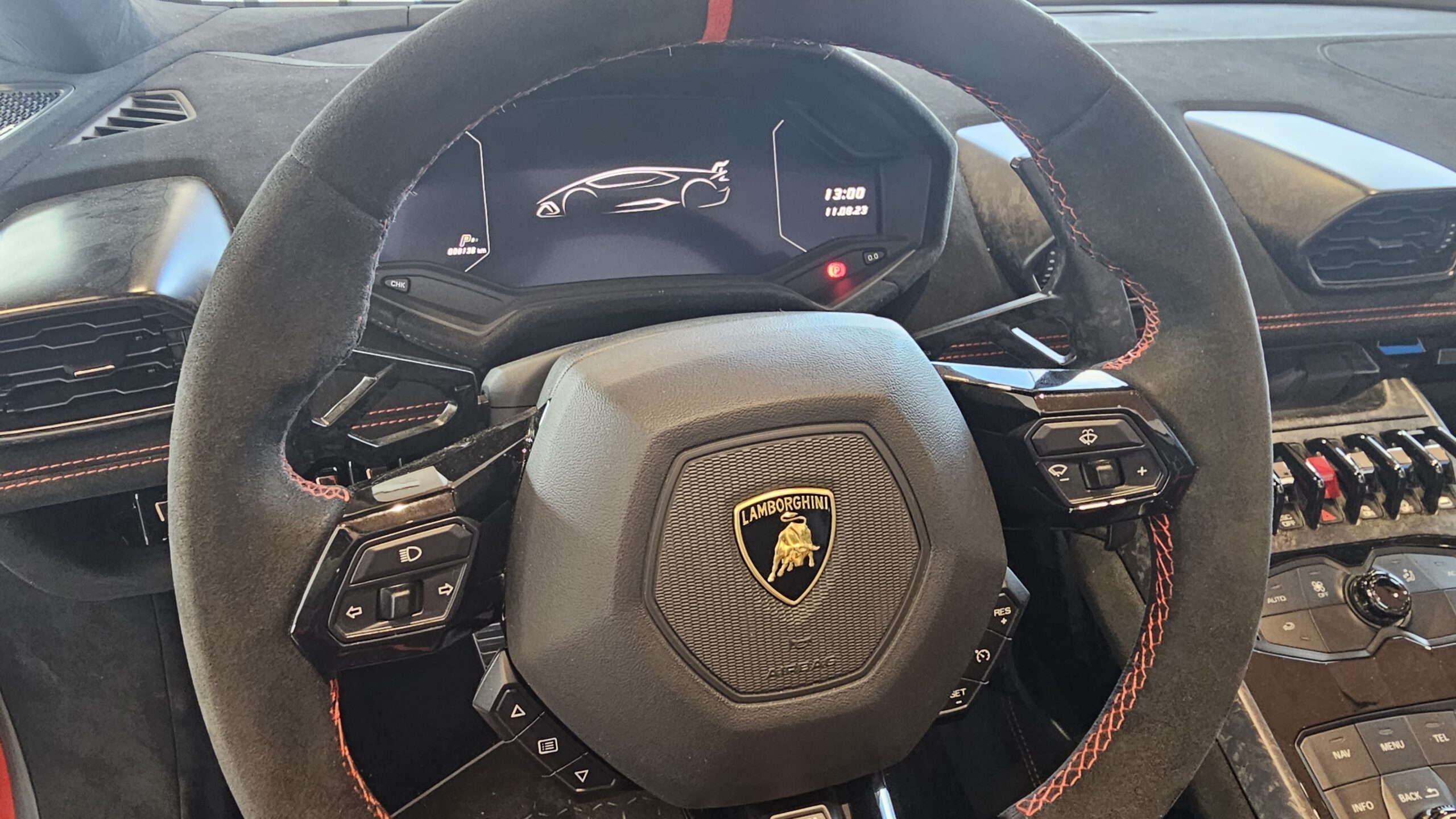 ランボルギーニ ウラカンペルフォルマンテ