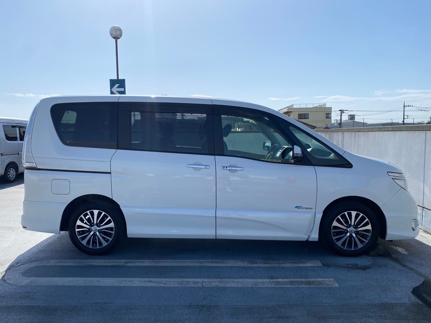 セレナ ハイウェイスターS-HYBRIDアドバンスドセーフティーパッケージ