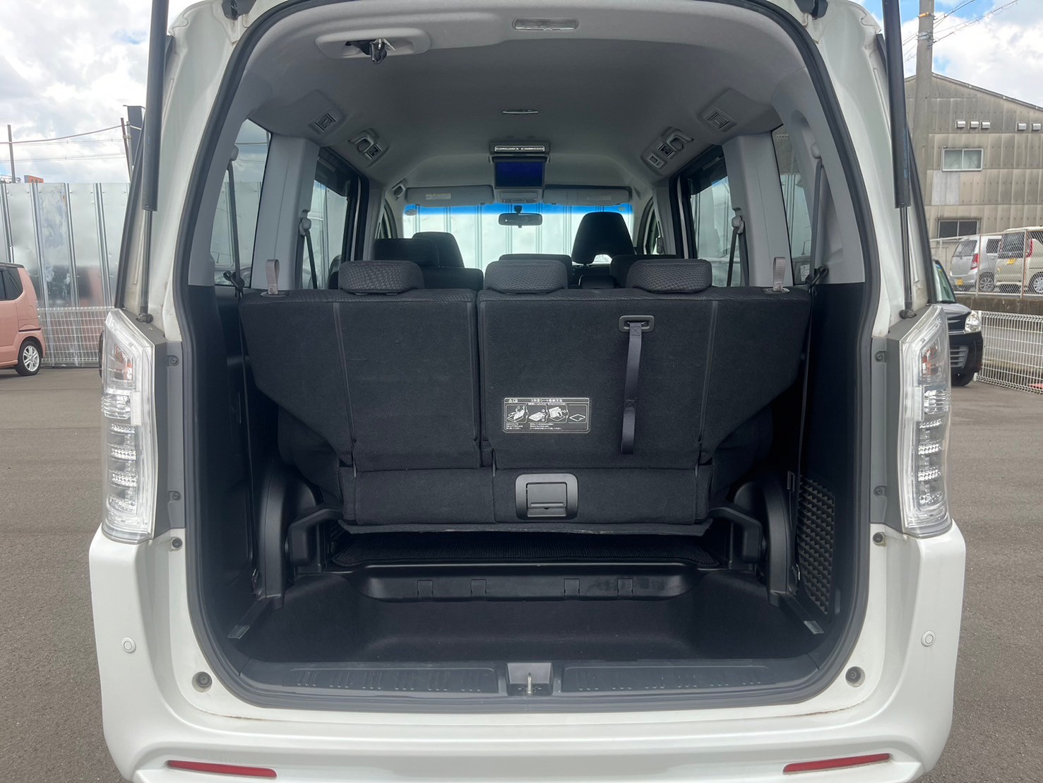 ステップワゴンスパーダ