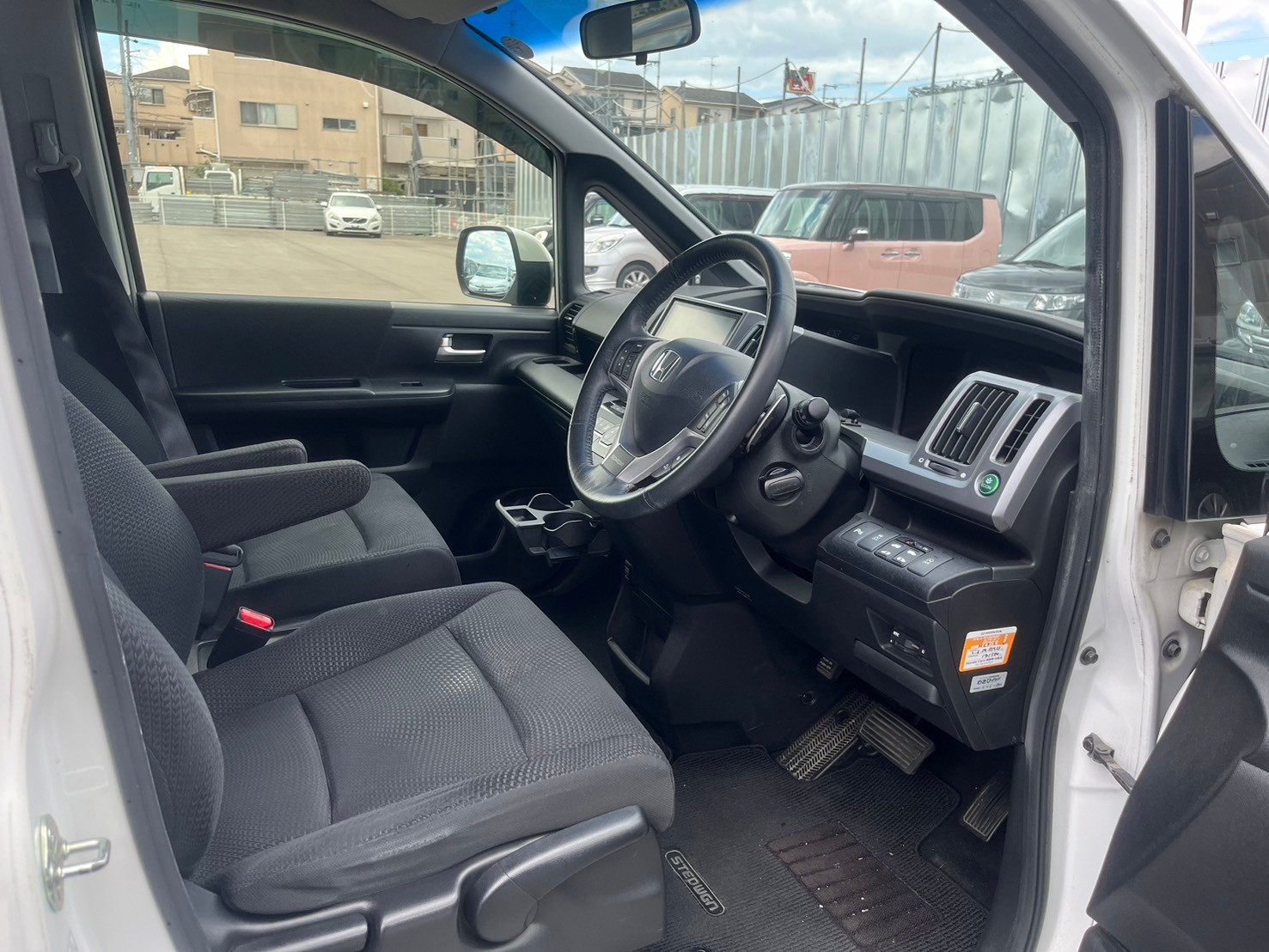 ステップワゴンスパーダ