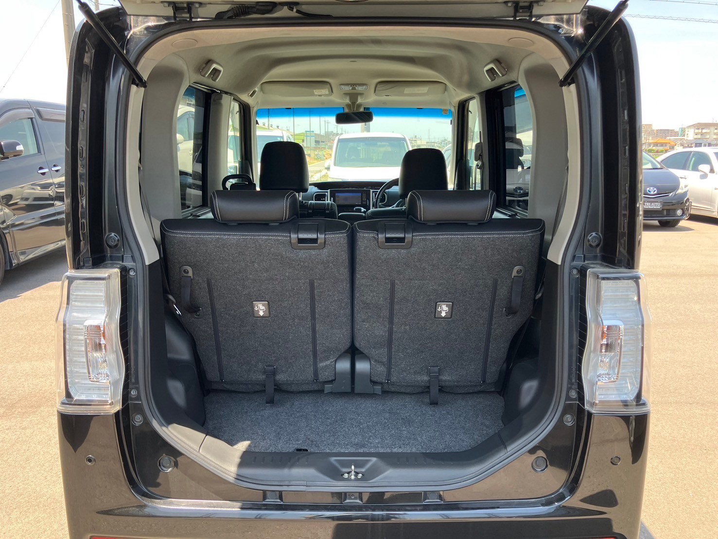 タント　カスタム