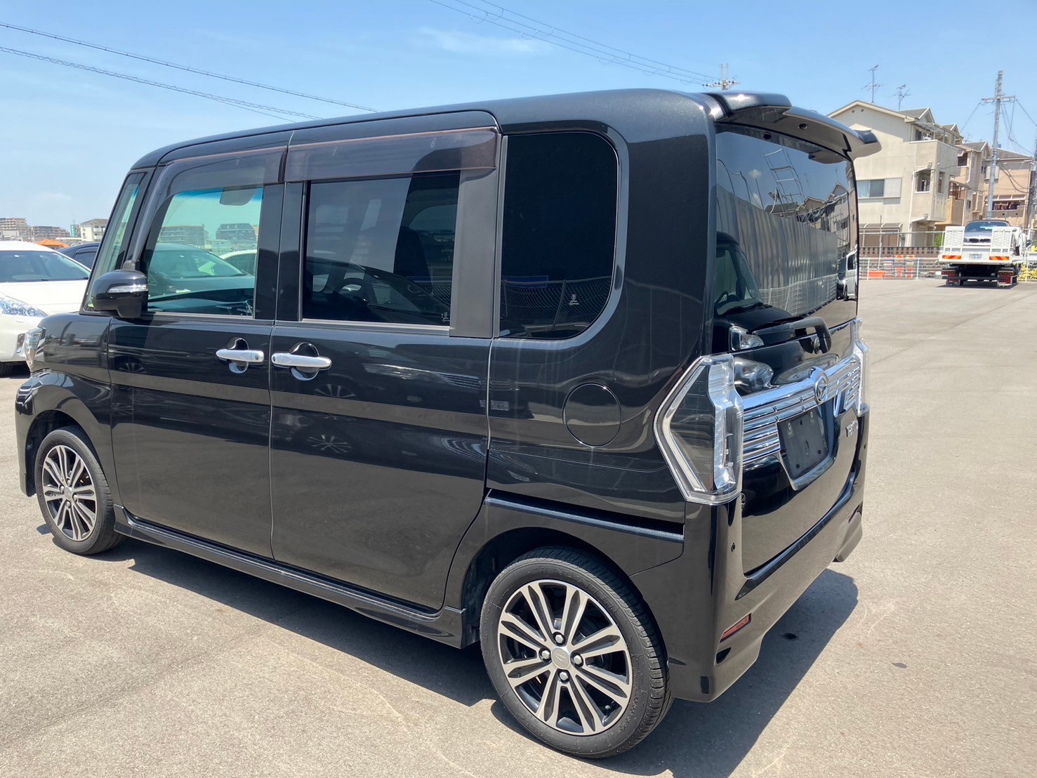 タント　カスタム