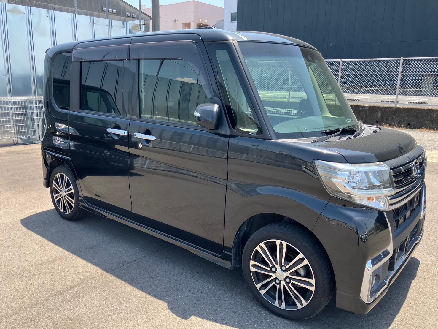 タント　カスタム