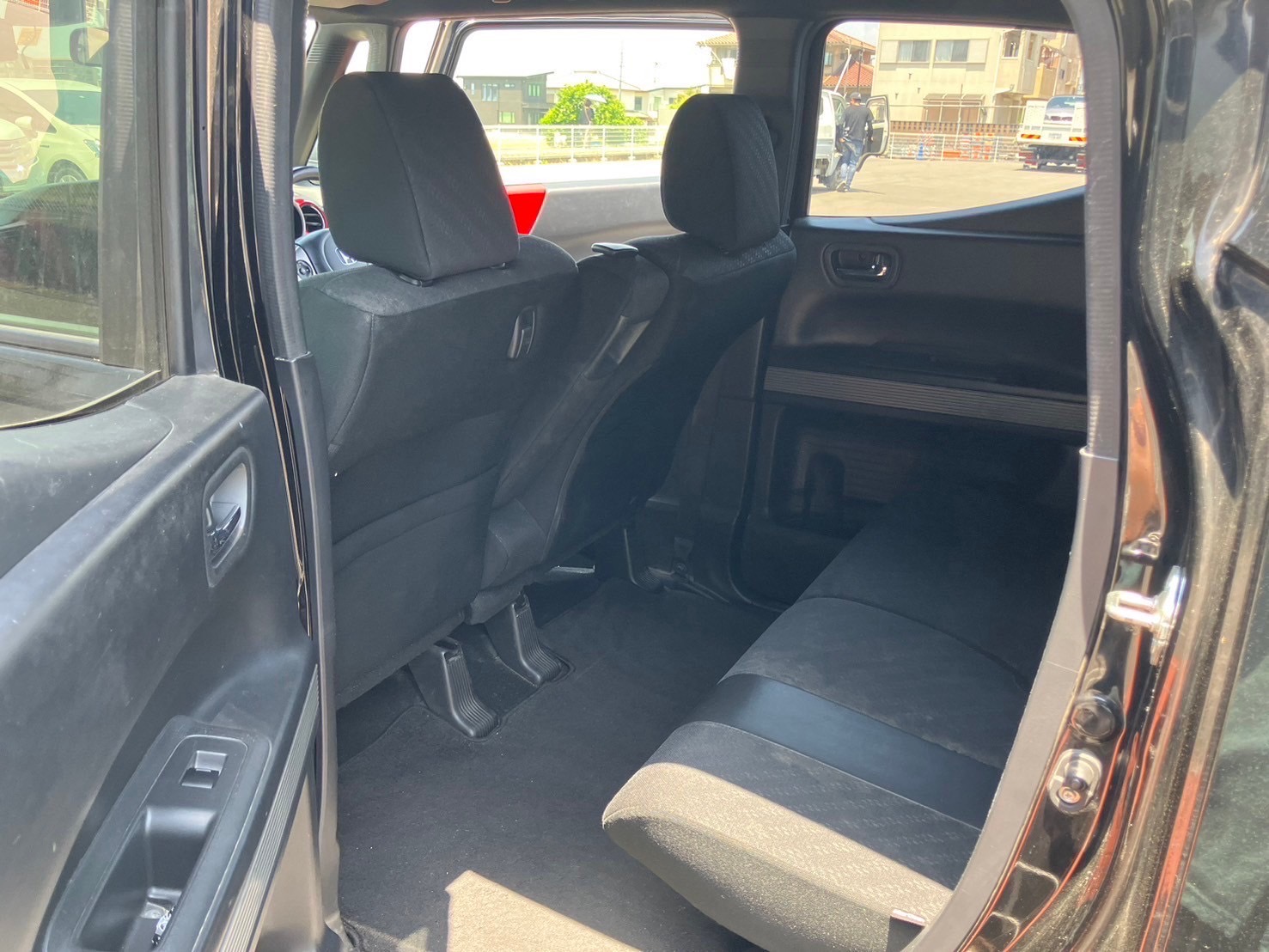 N-BOX//スラッシュ