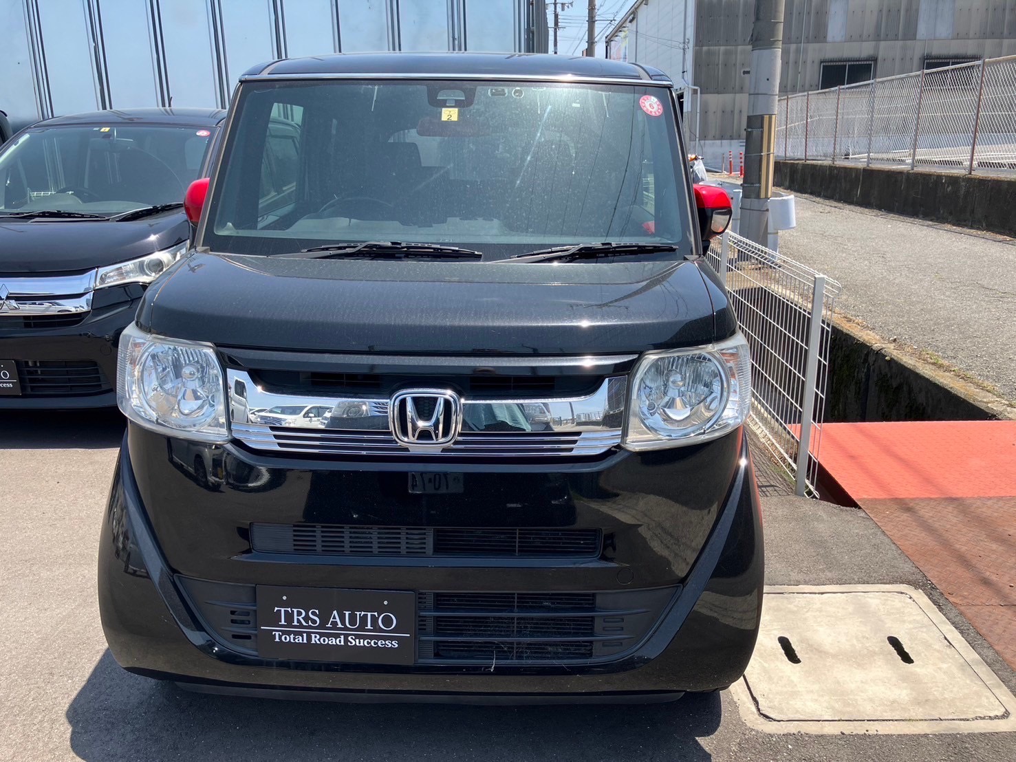 N-BOX//スラッシュ