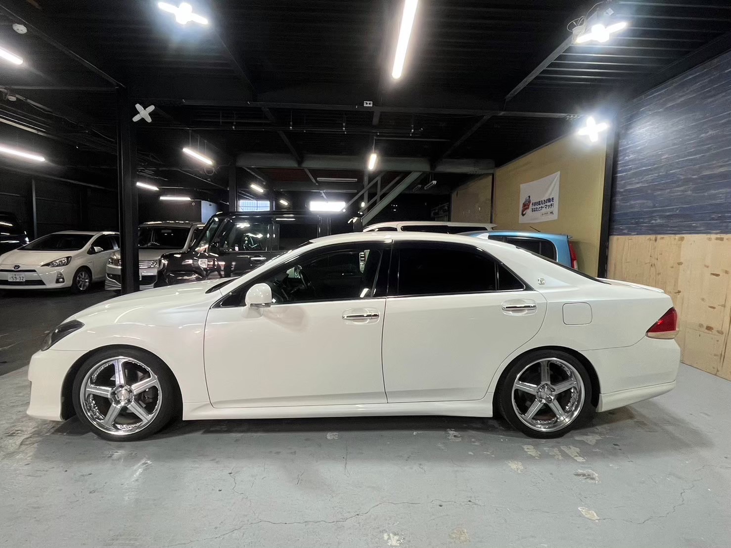 クラウンアスリート