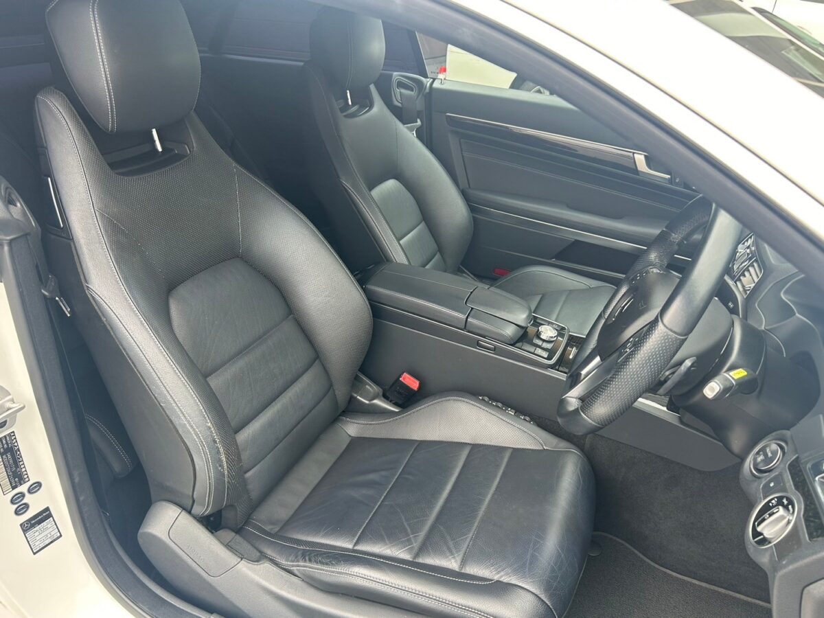 メルセデスベンツEクラスクーペ