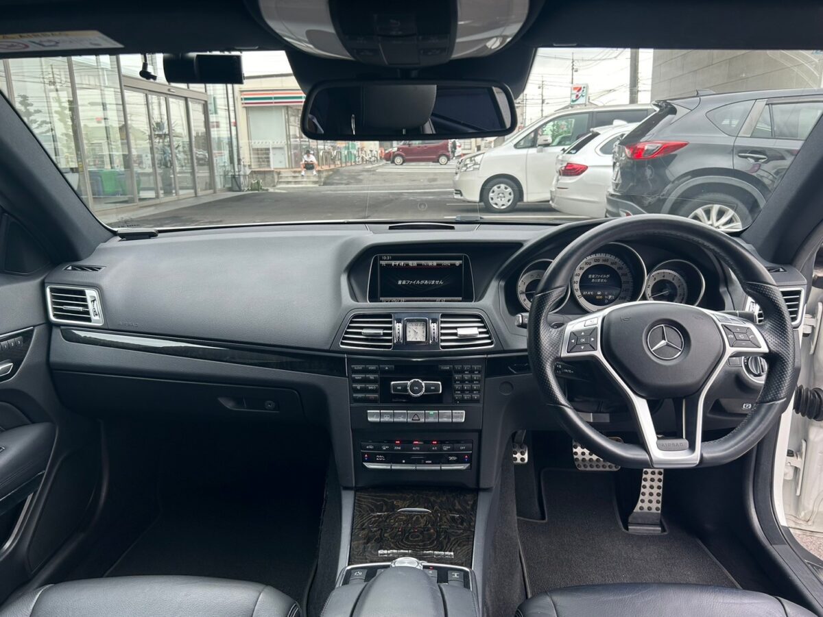 メルセデスベンツEクラスクーペ