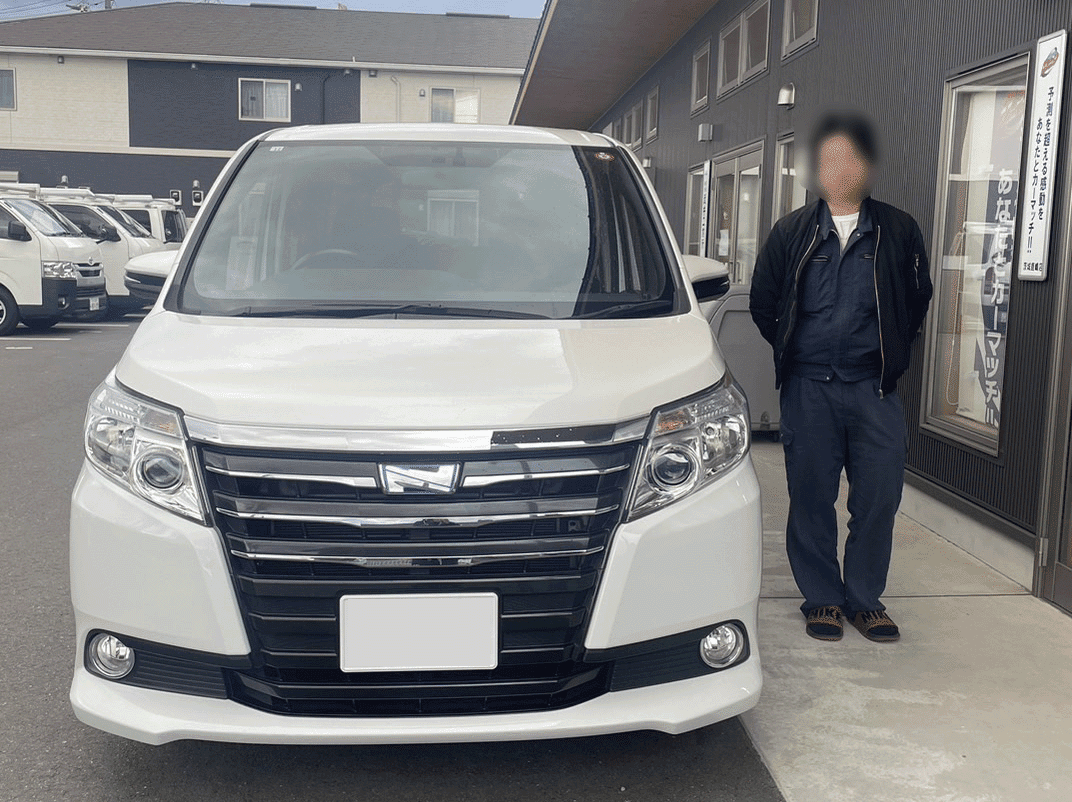 トヨタ ノアHYBRID