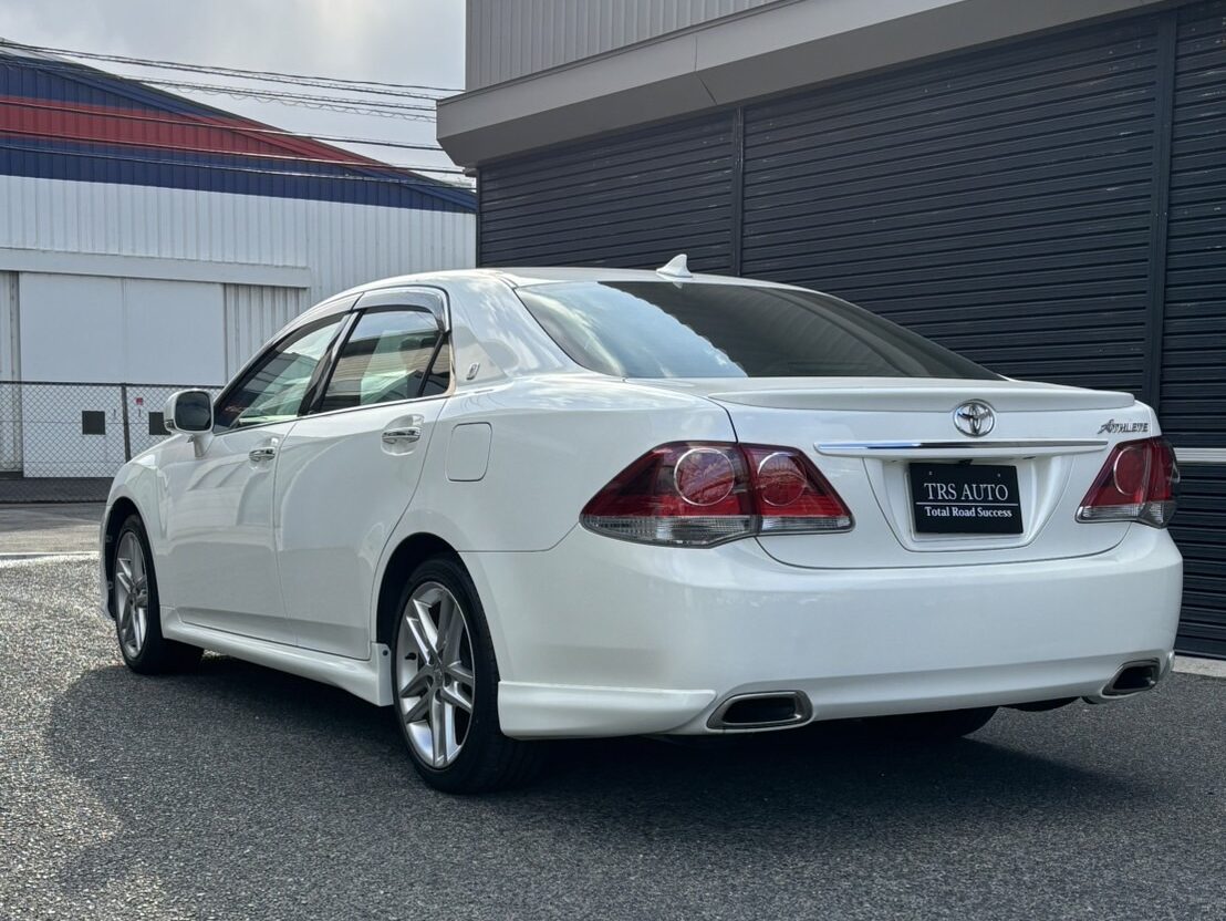 トヨタ　クラウンアスリート