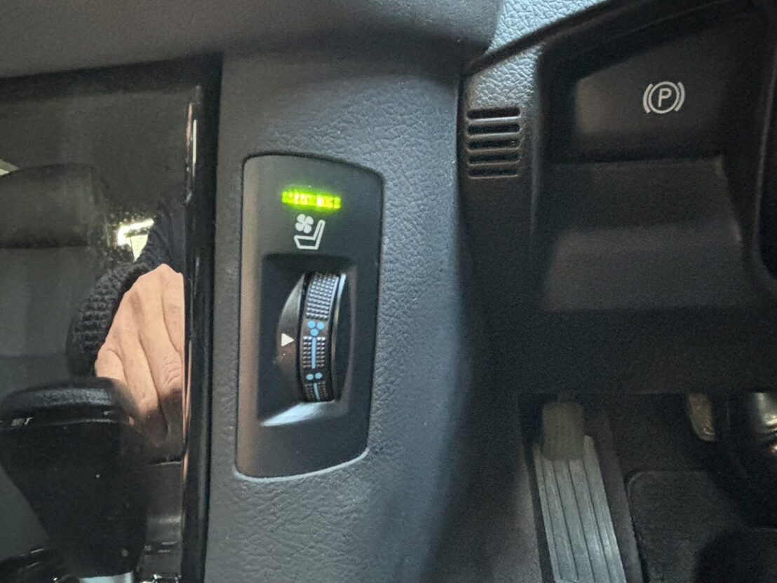 トヨタ　クラウンアスリート