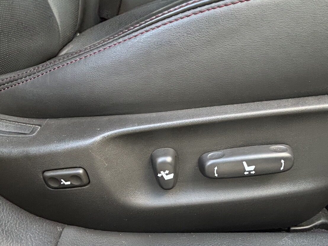 トヨタ　クラウンアスリート