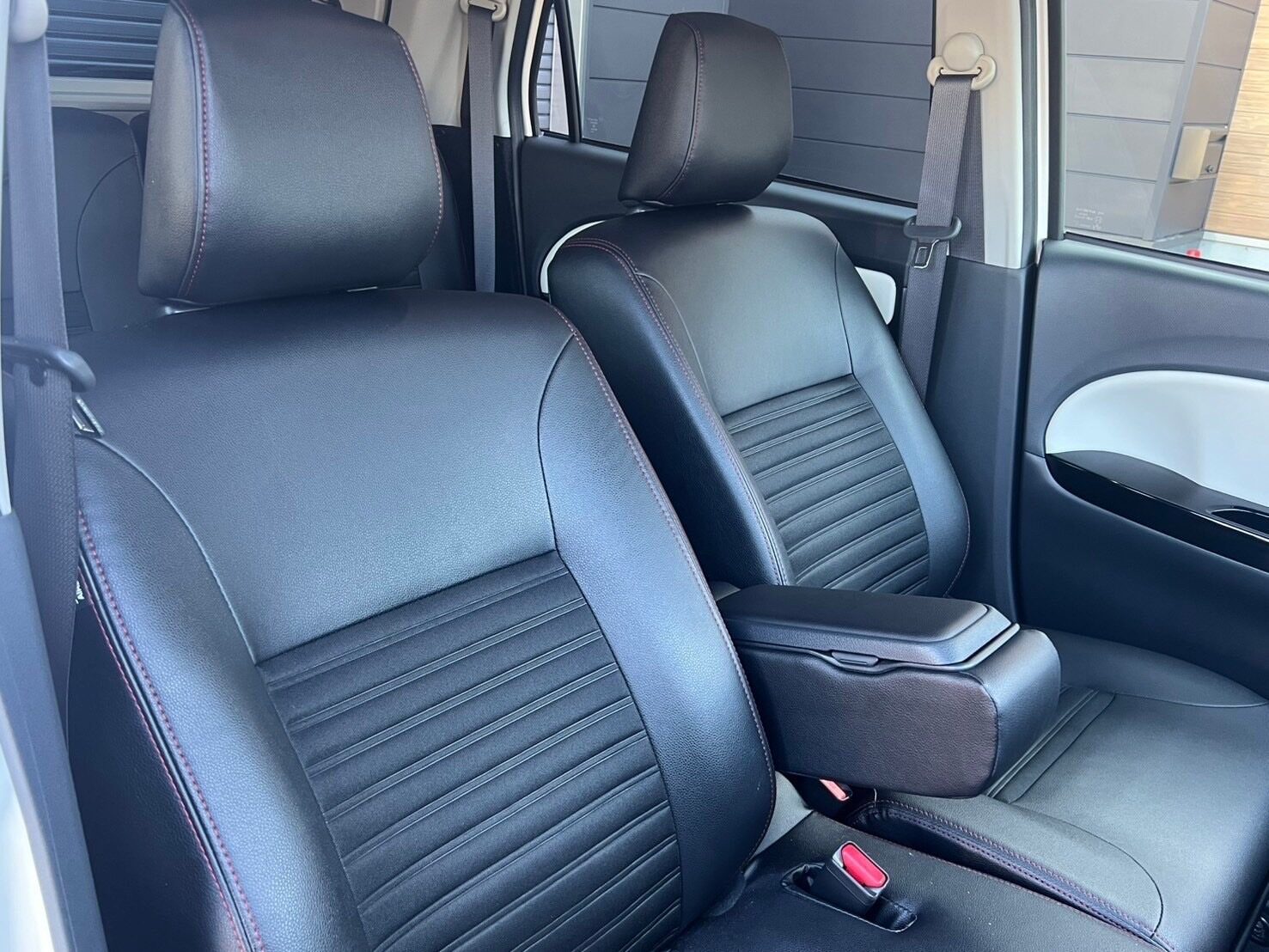 ダイハツ キャスト