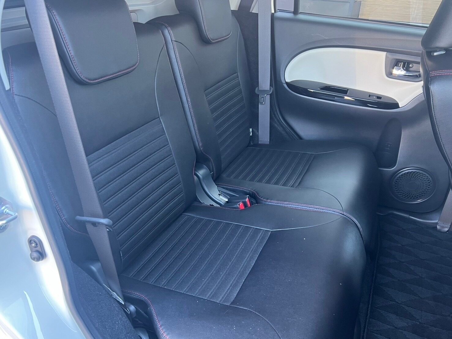 ダイハツ キャスト