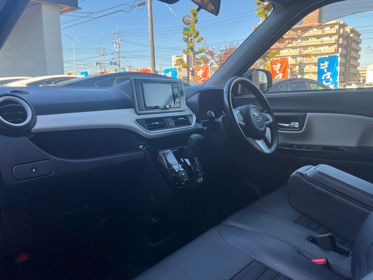 ダイハツ キャスト