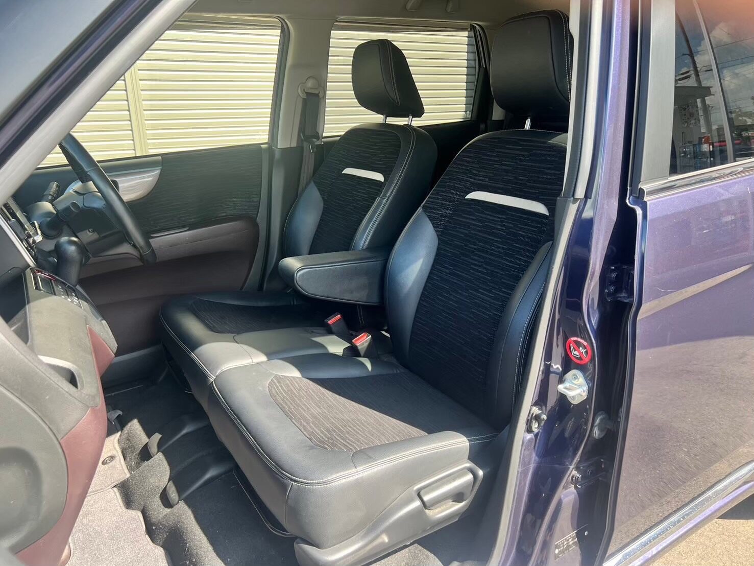 ホンダ　N-ONEプレミアム