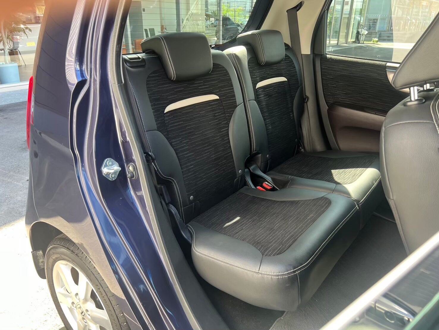 ホンダ　N-ONEプレミアム