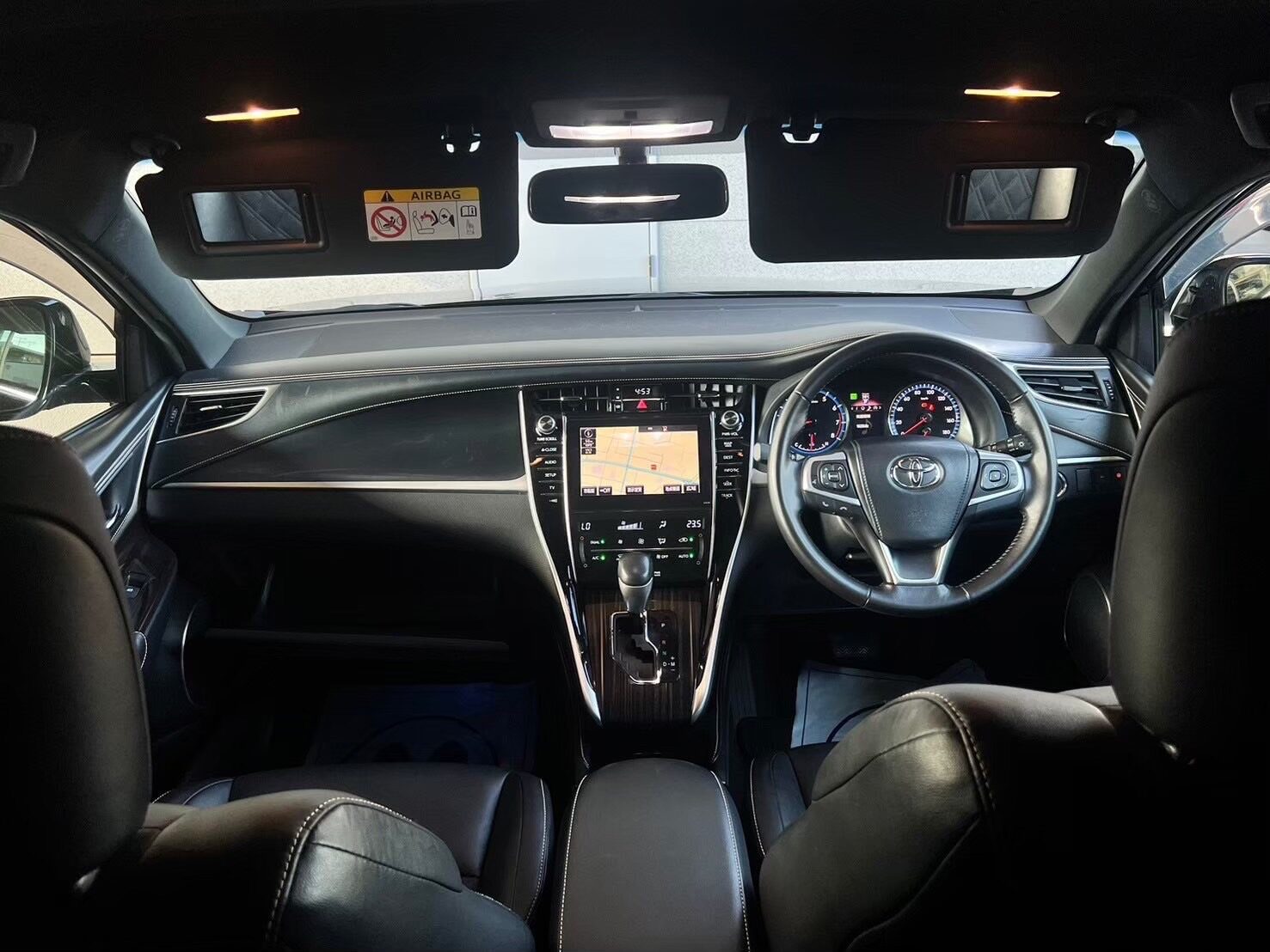 トヨタ ハリアー