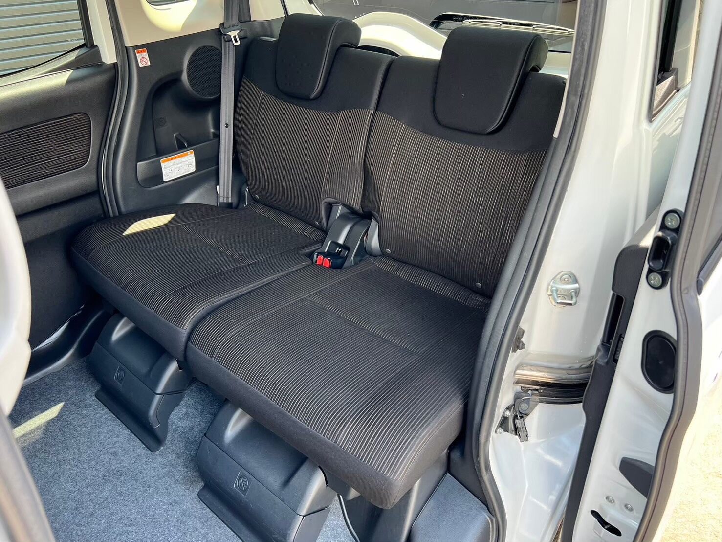 三菱EKスペース