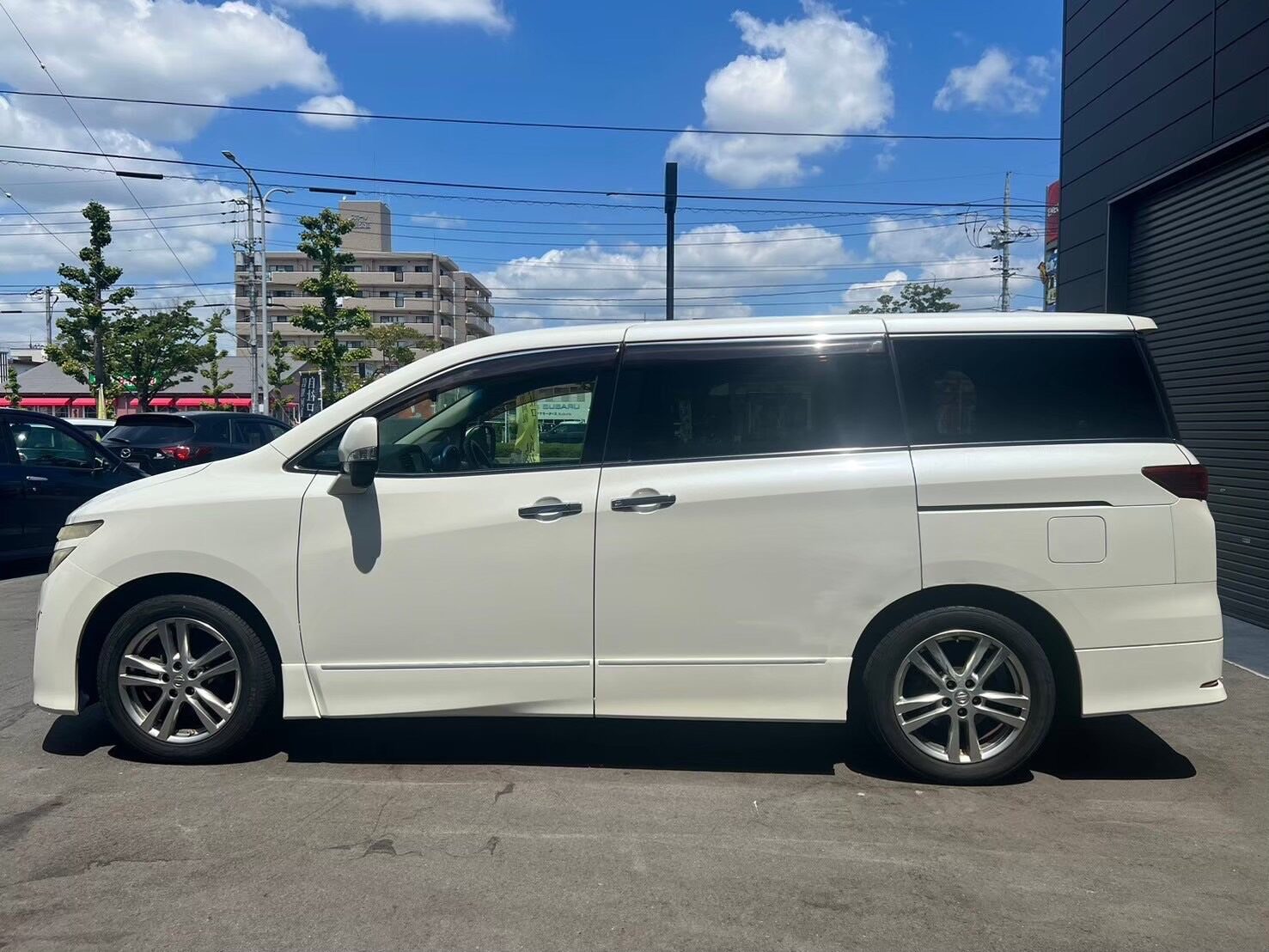 日産 エルグランドハイウェイスター