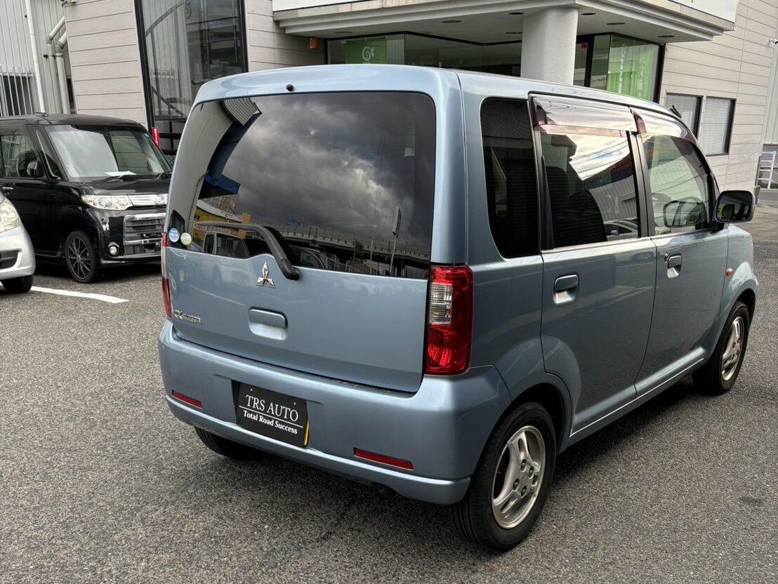 三菱　EKワゴン