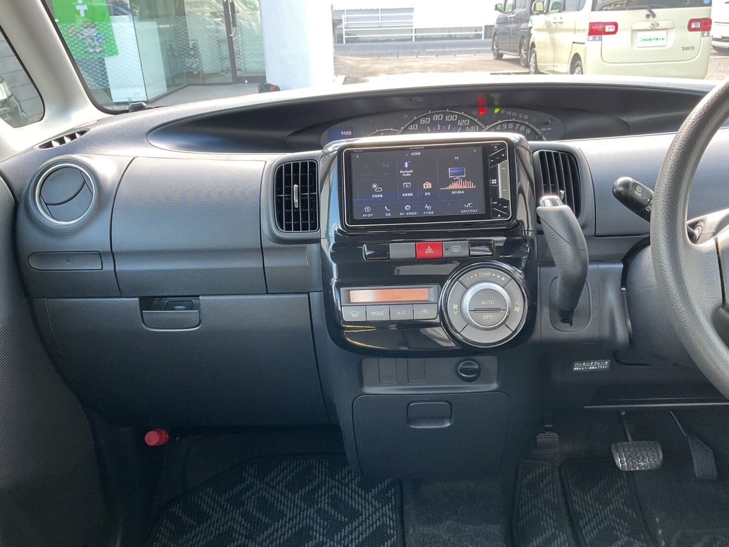 ダイハツ タント