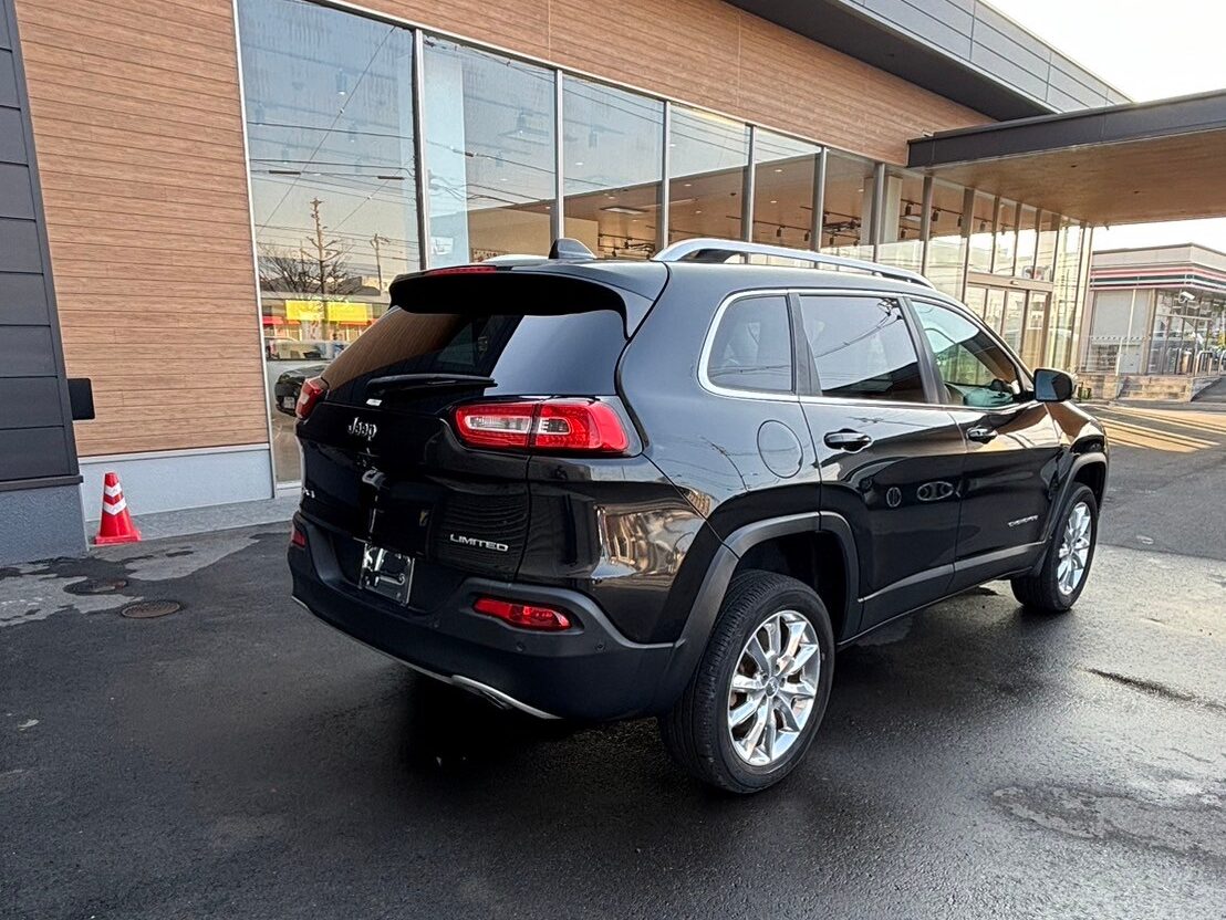 ジープチェロキー