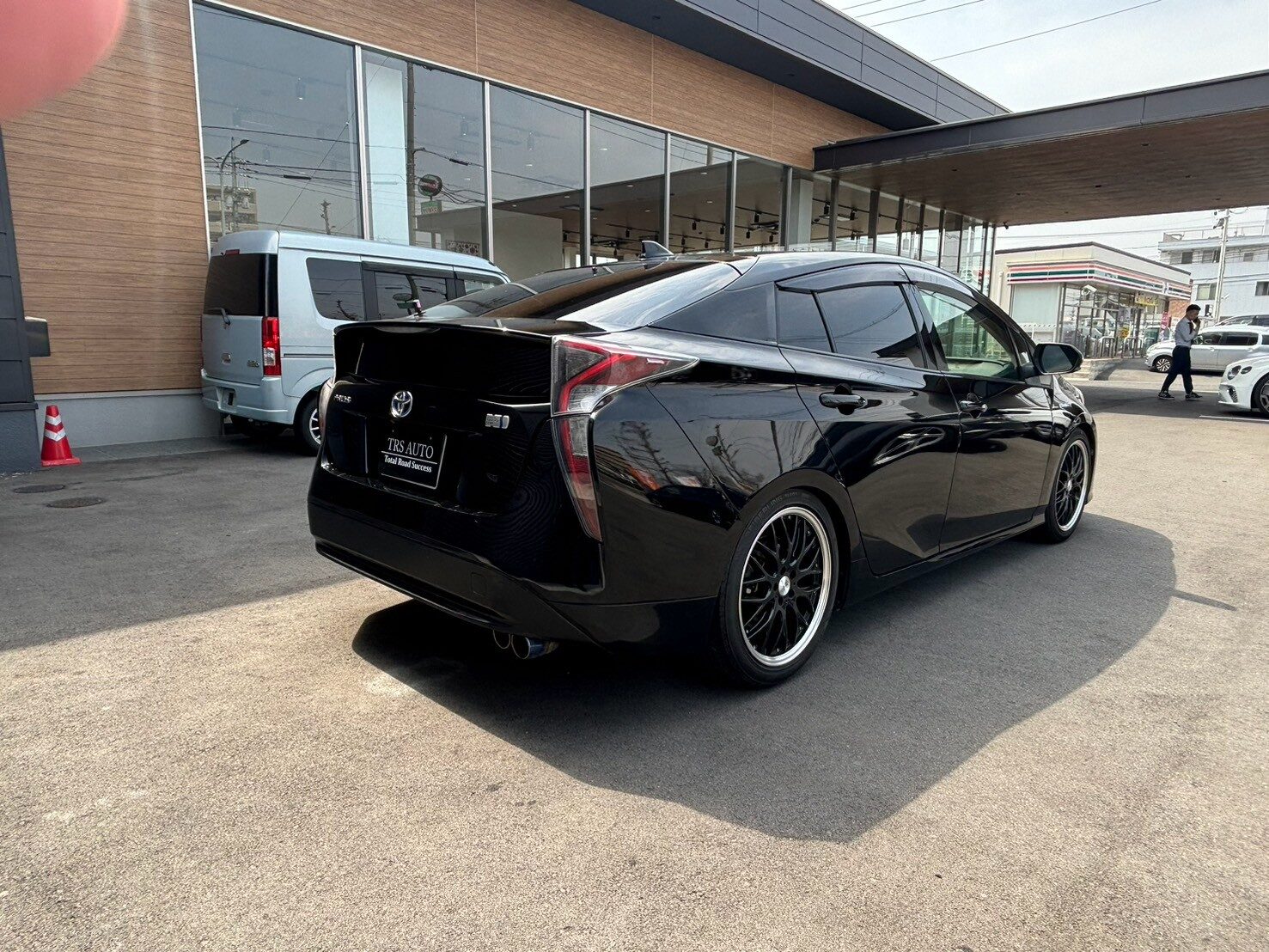 トヨタ　プリウス