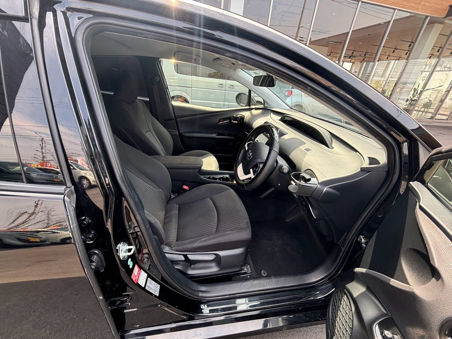 トヨタ　プリウス