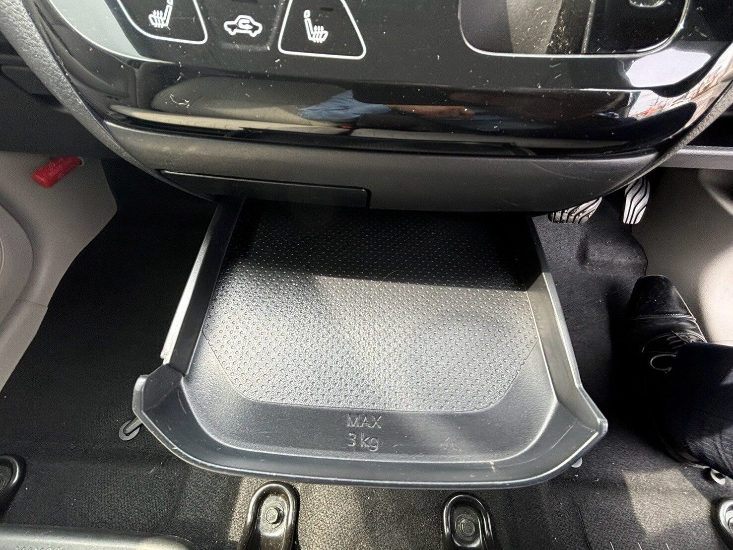 三菱　EKワゴン