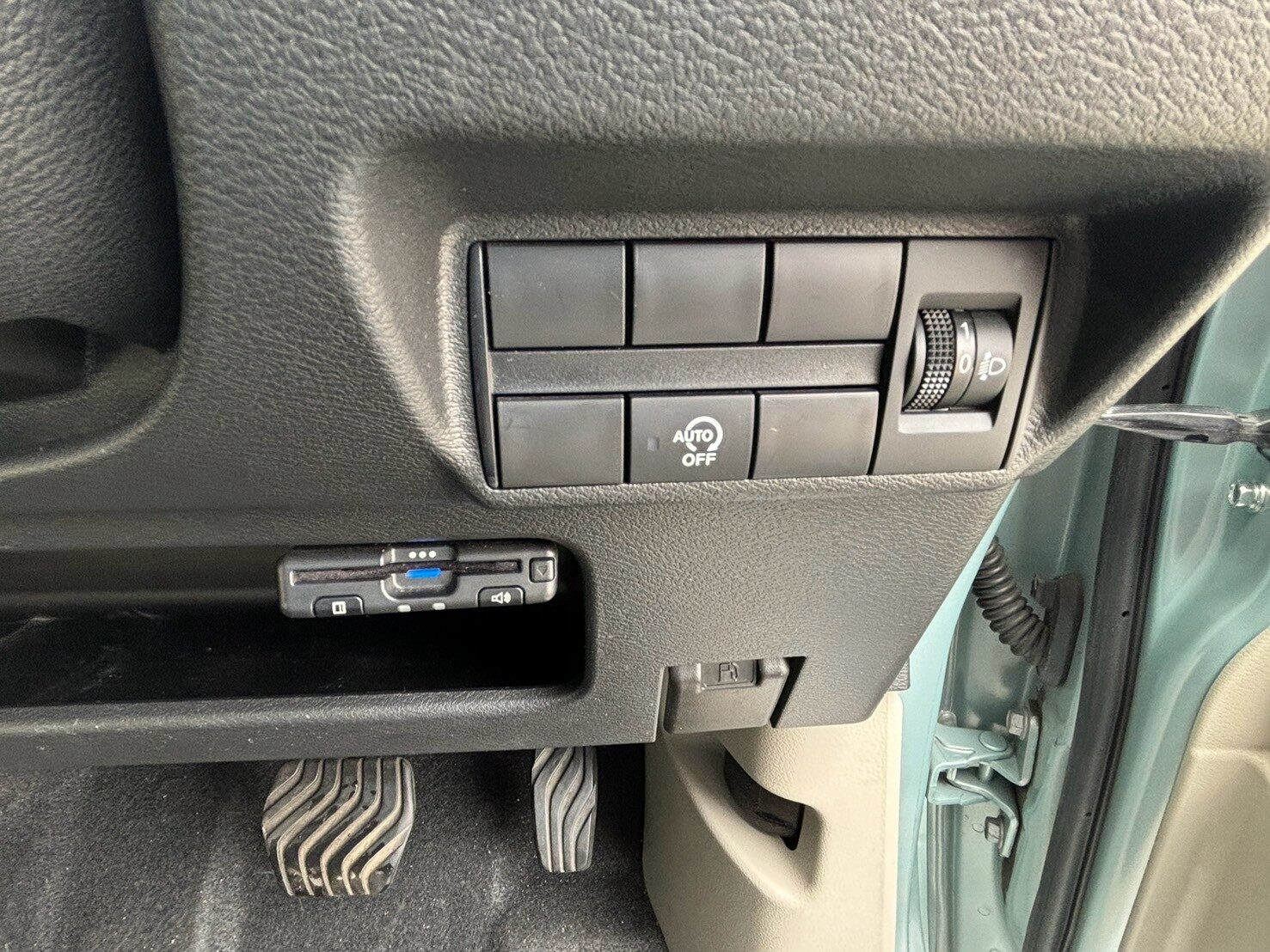 三菱　EKワゴン