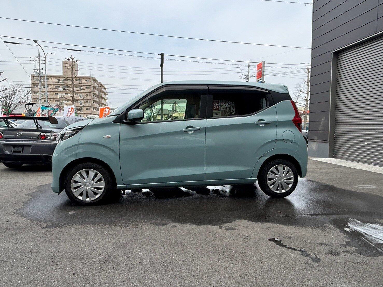 三菱　EKワゴン