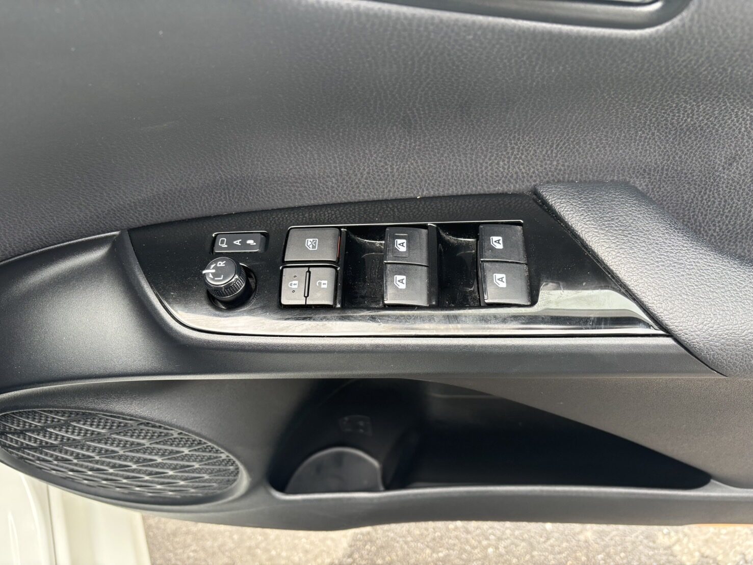 プリウス　Aツーリングセレクション