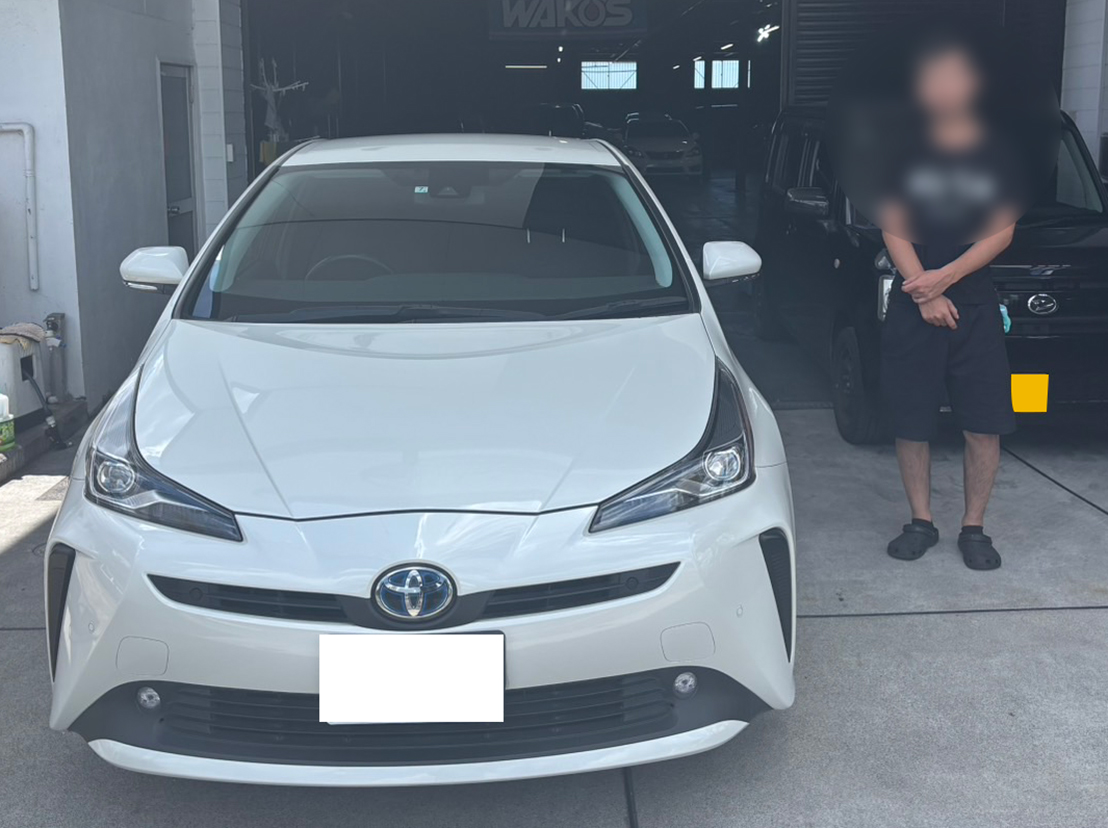 トヨタ　プリウス